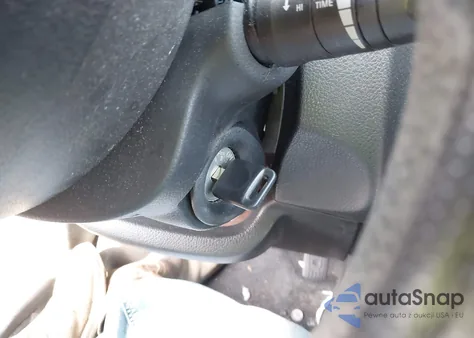 2010 Nissan Versa 1.8S из США, поврежденный, VIN 3N1BC1CP1AL351473